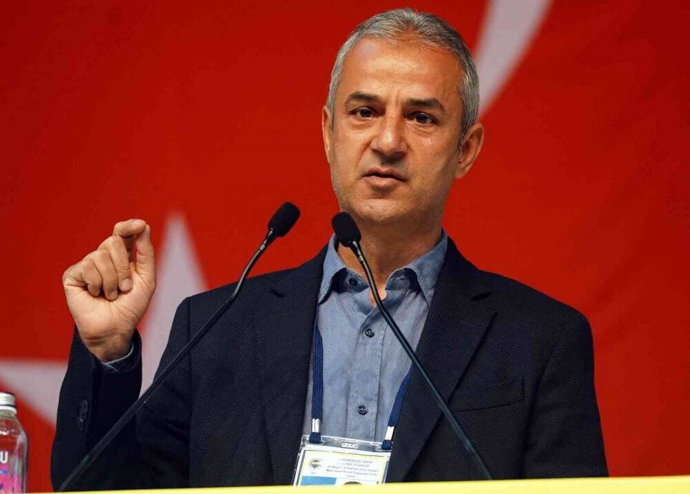 Fenerbahçe’de İsmail Kartal’a veda edildi