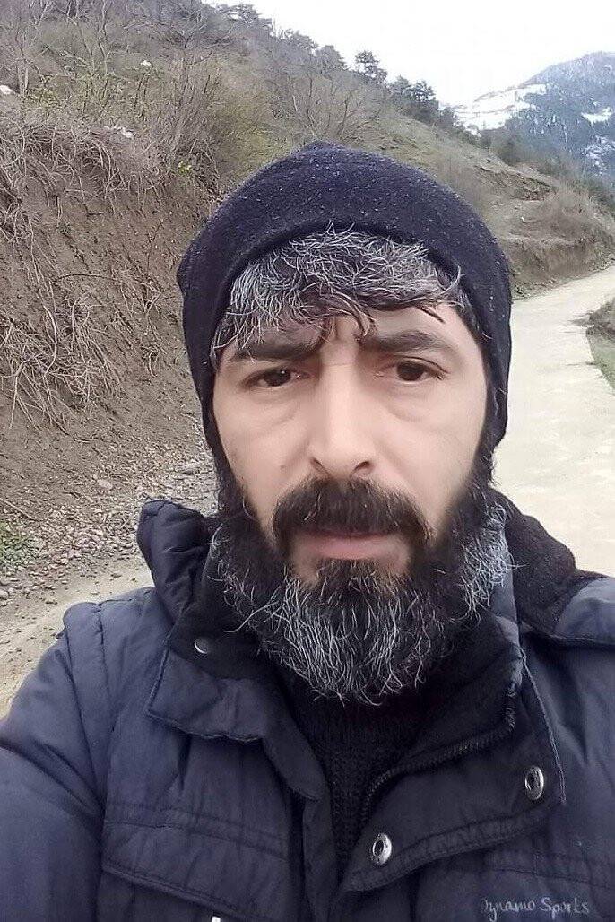 Oğlunun mezuniyetine gidemedi