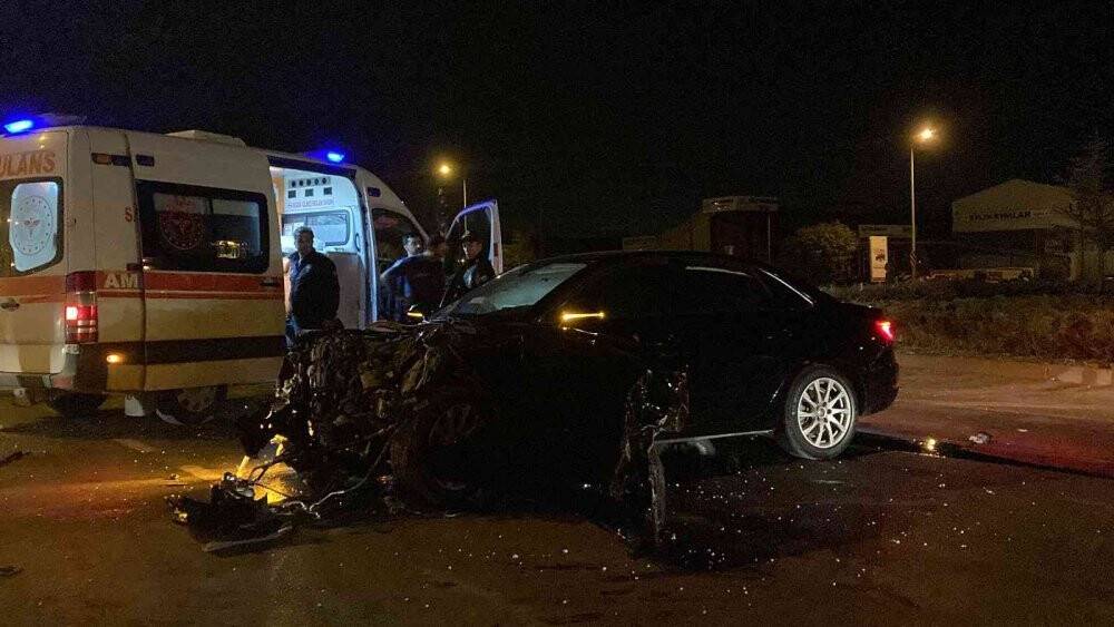 Sivas’ta trafik kazası:1’i ağır 5 yaralı