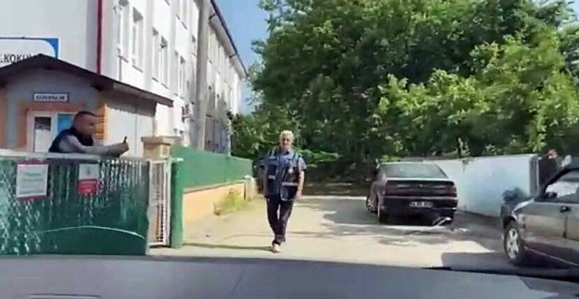 Kimliğini evde unutan görme engelli öğrenciyi polis sınava yetiştirdi