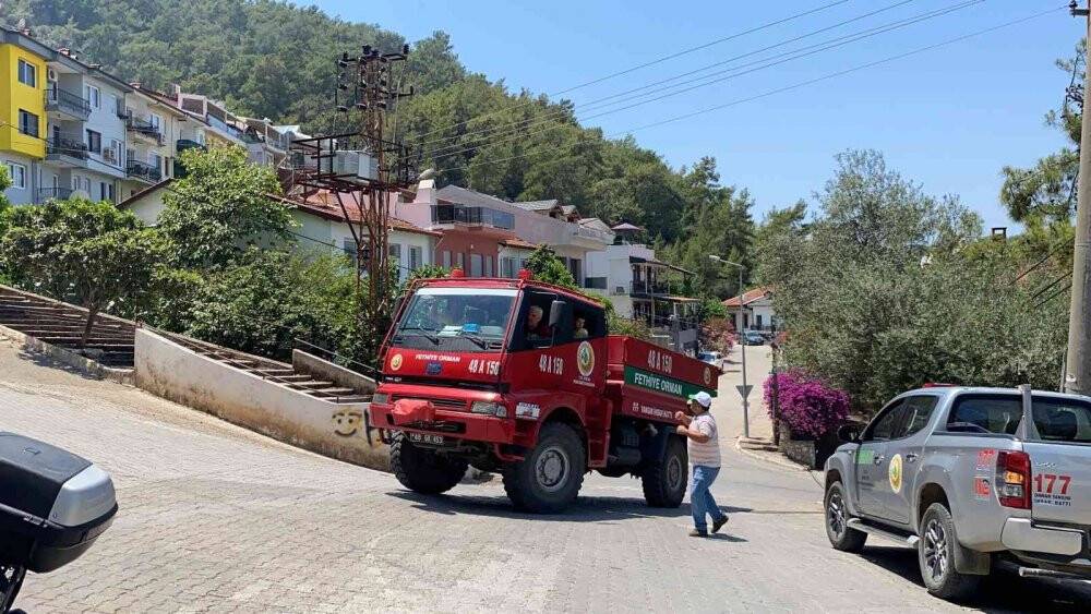 Fethiye ve Seydikemer’de çıkan orman yangınları söndürüldü