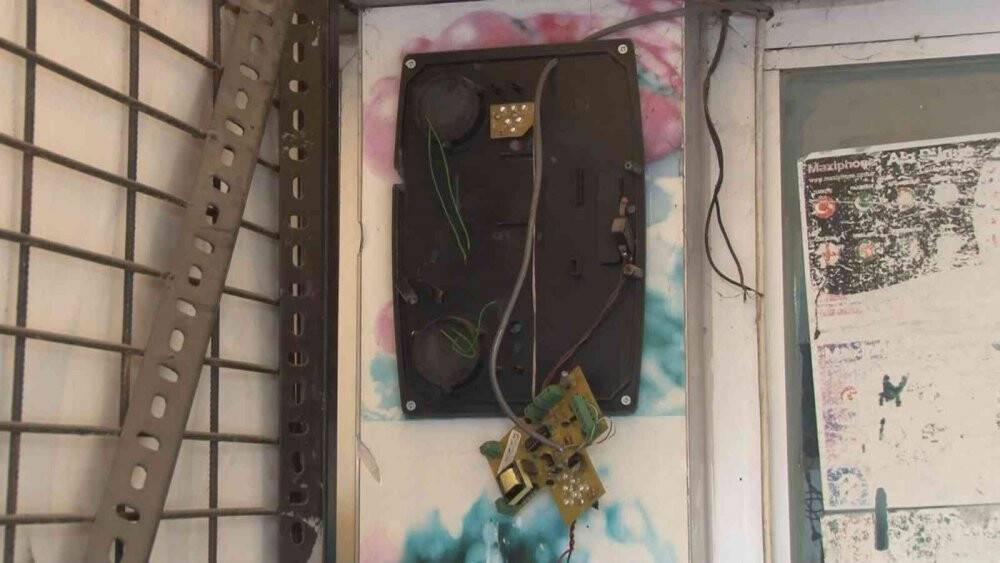 İstabul'da levyeli soygun: 80 bin liralık sigara çaldılar