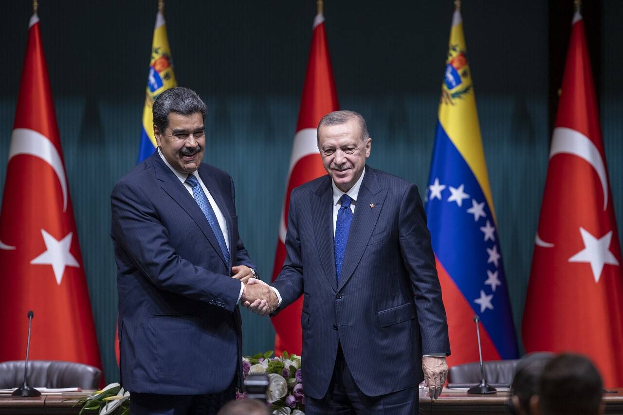 aa-20220608-28108644-28108622-cumhurbaskani-erdogan-ve-venezuela-devlet-baskani-maduro-ortak-basin-toplantisi-duzenledi.jpg