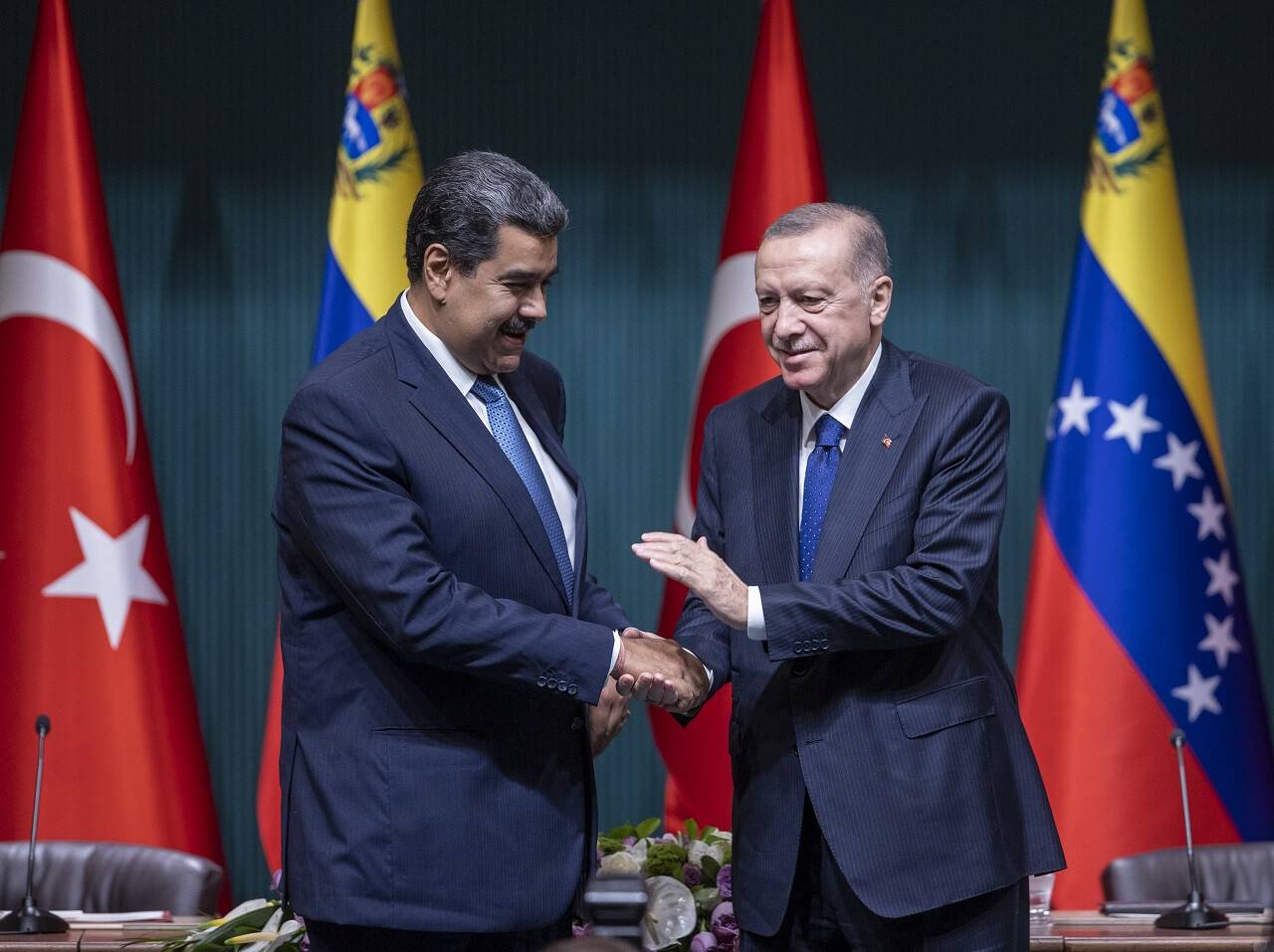 aa-20220608-28108644-28108624-cumhurbaskani-erdogan-ve-venezuela-devlet-baskani-maduro-ortak-basin-toplantisi-duzenledi.jpg