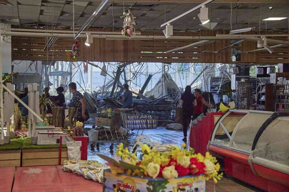 Rusya, Harkov’da AVM’yi hedef aldı