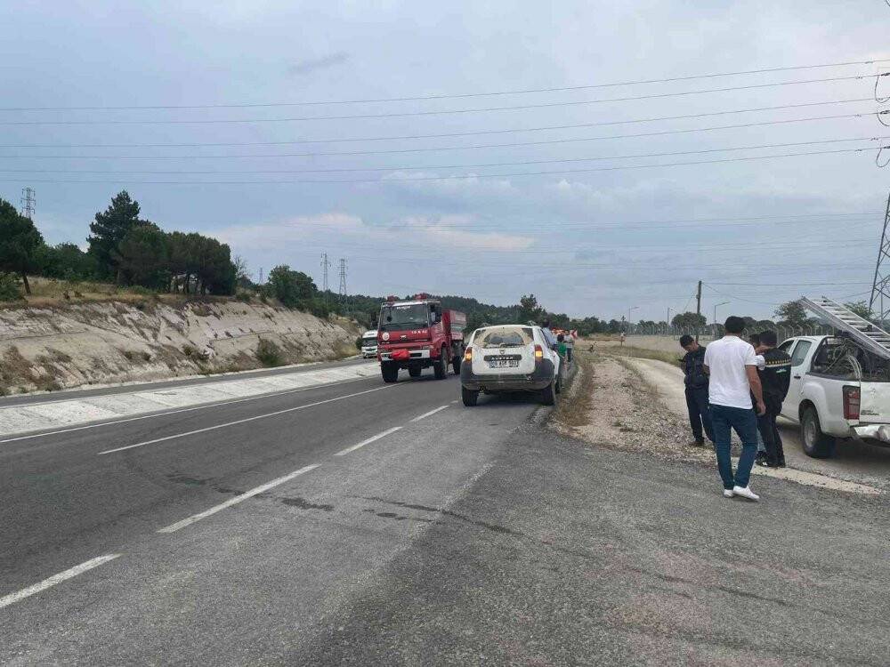 Balıkesir’de trafoda yangın çıktı, ilçe elektriksiz kaldı