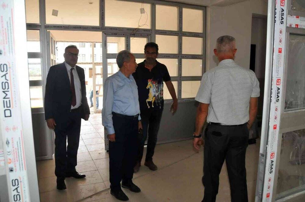 Başkan Akkaya yeni lise binalarında incelemelerde bulundu