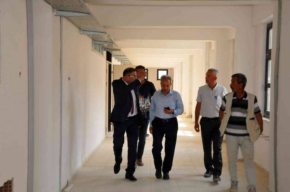 Başkan Akkaya yeni lise binalarında incelemelerde bulundu