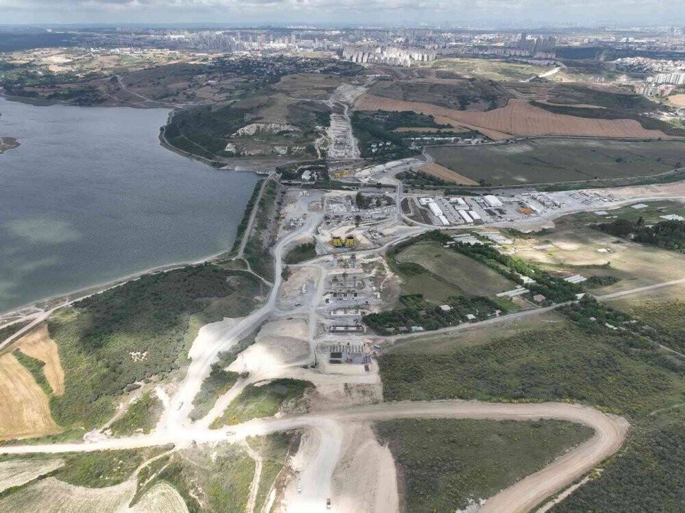 Sazlıdere'den geçiş sağlayacak ilk köprünün çalışmaları devam ediyor