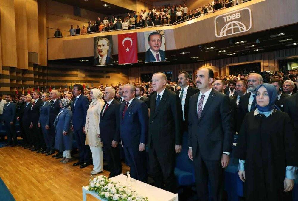 Uğur İbrahim Altay, Türk Dünyası Belediyeler Birliği başkanlığına yeniden deçildi