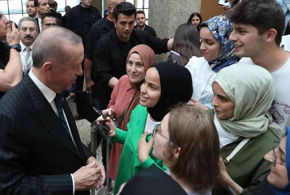 Uğur İbrahim Altay, Türk Dünyası Belediyeler Birliği başkanlığına yeniden deçildi