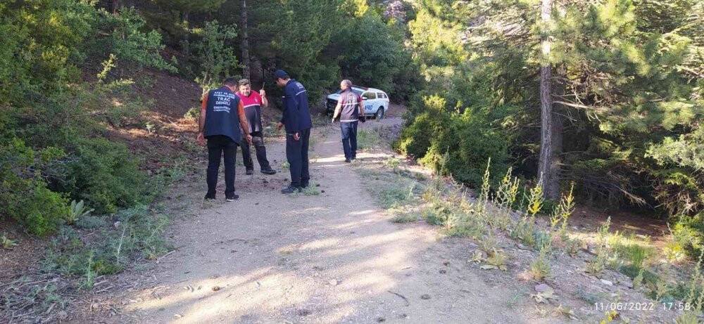 Sırra kadem basan gençler ormanlık alanda aranıyor