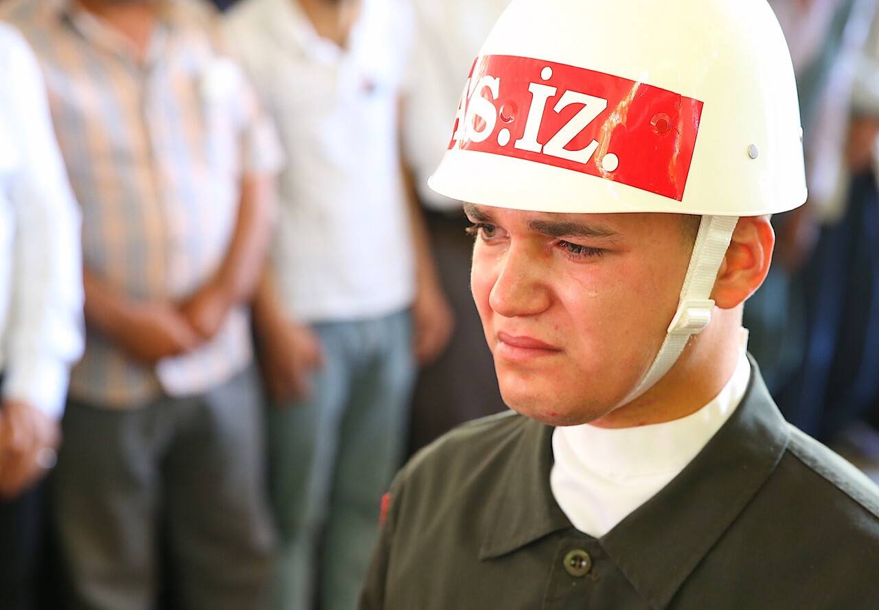 aa-20220612-28142733-28142725-sehit-piyade-uzman-onbasi-mehmet-ali-cap-memleketi-gaziantepte-son-yolculuguna-ugurlandi.jpg