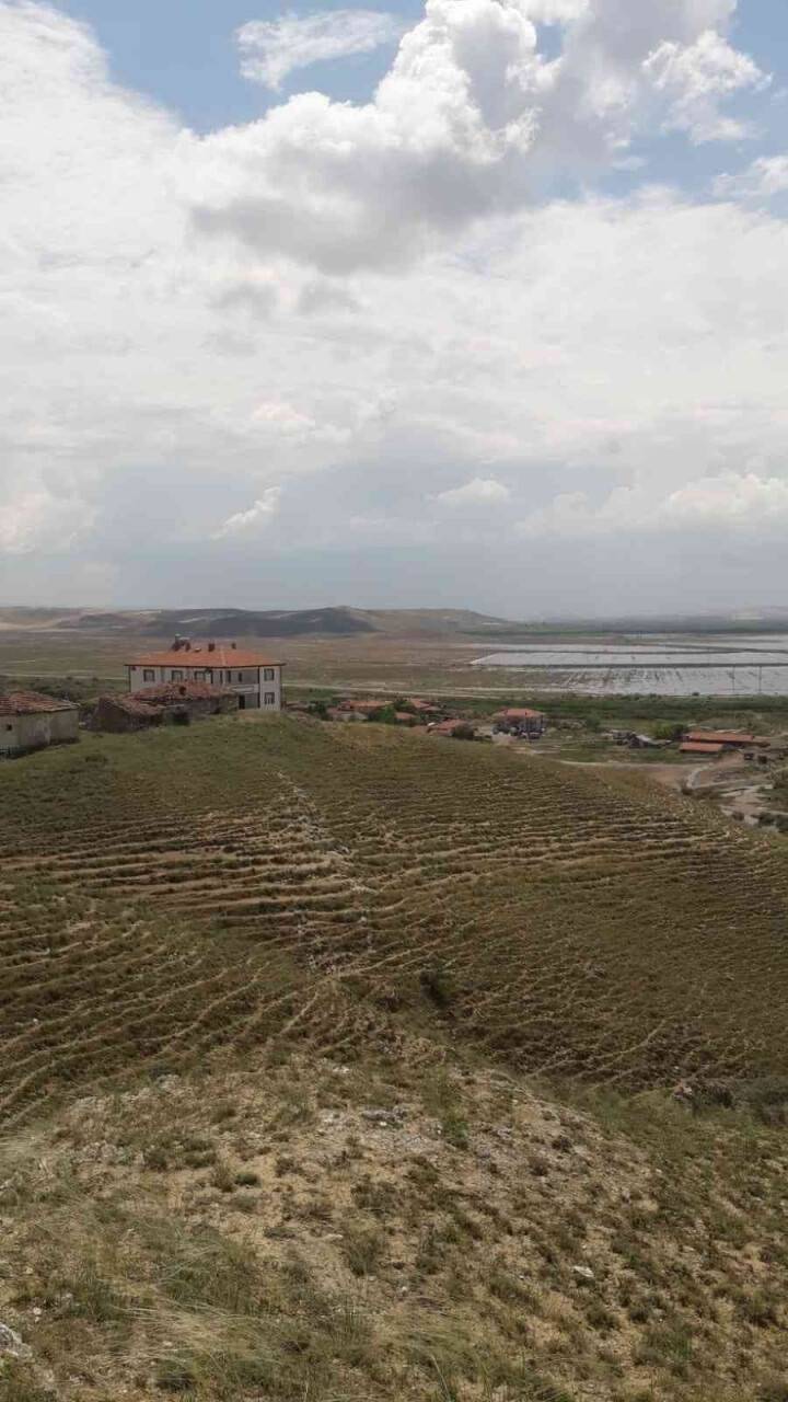 Tarım arazileri sular altında kaldı