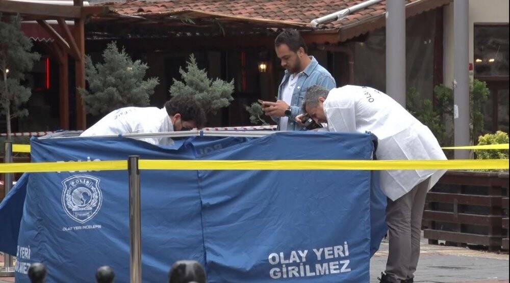 Galata Kulesi’nden atlayarak intihar etti