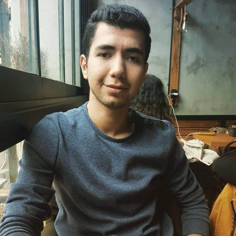 Galata Kulesi’nden atlayarak intihar etti