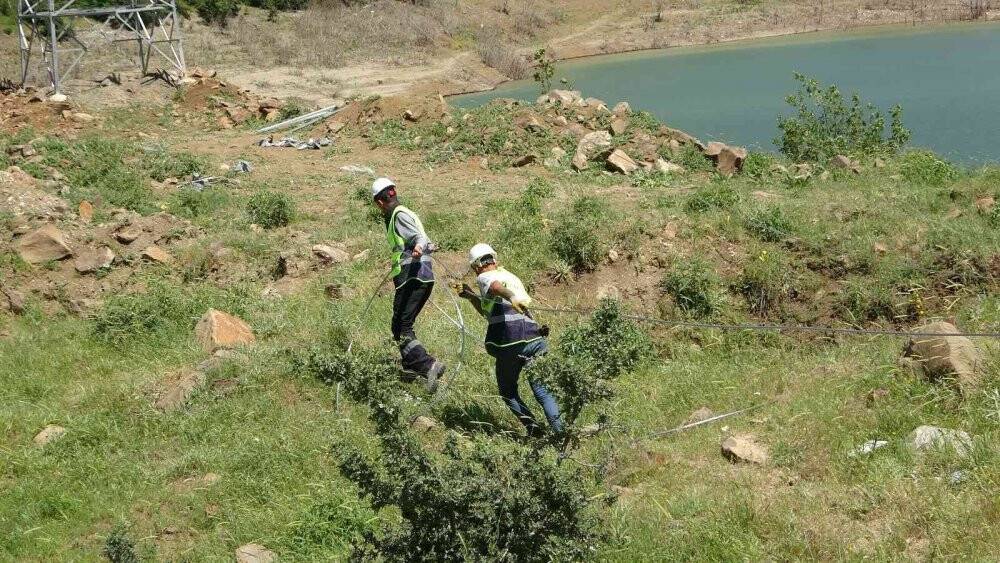 Terörden temizlenen köye 29 yıl sonra enerji nakil hattı çekildi