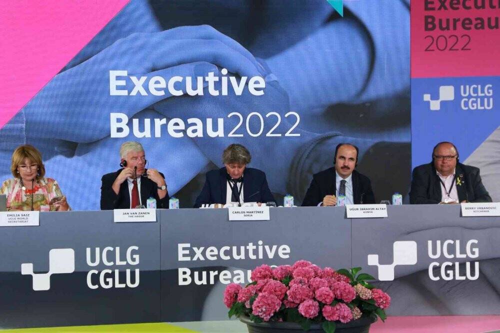 Başkan Altay Dünya Belediyeler Birliği Başkanlığını devraldı