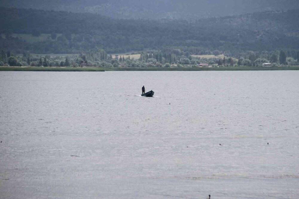 Beyşehir Gölü’nde yeni balık av sezonu dualarla açıldı