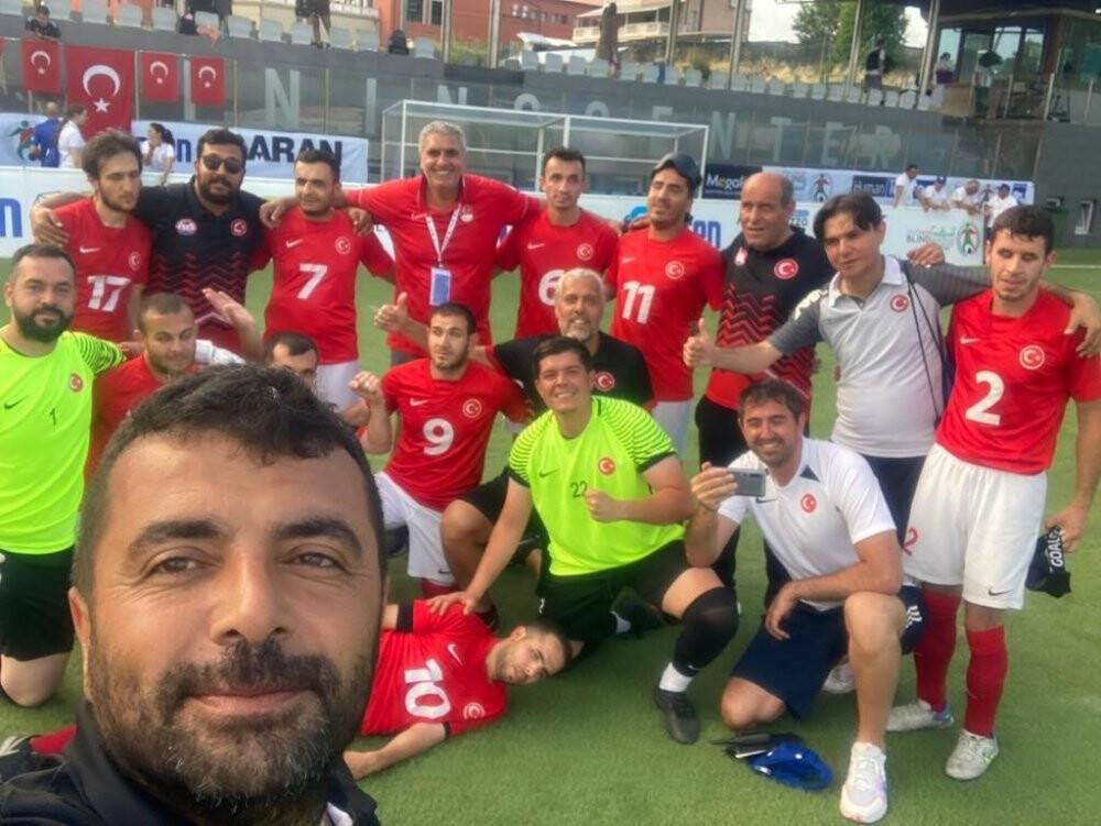 Sesi Görenler, İngiltere’yi 2-0 yenerek finale yükseldi