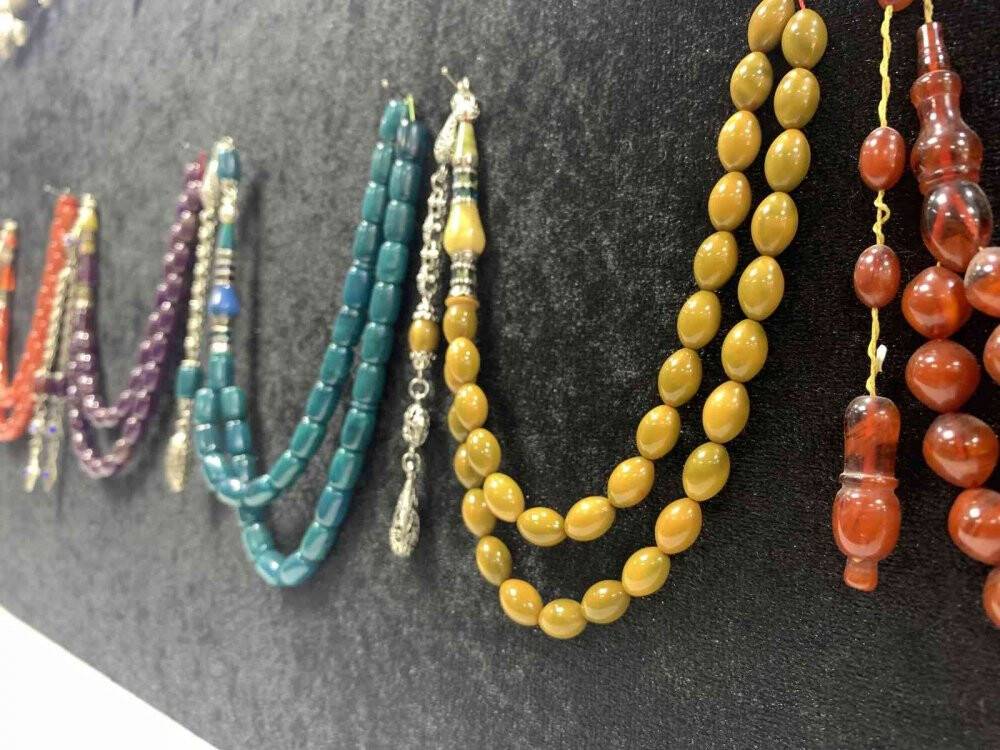 Babalar Günü öncesinde doğal taş tespihlere ilgi büyük