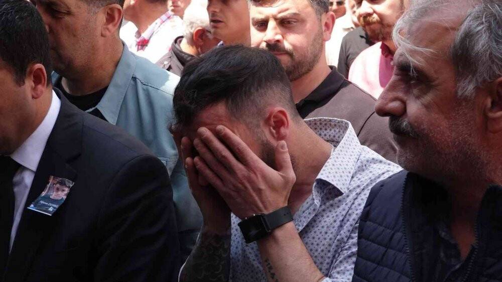 Karnesini alacaktı, minik kalbi dayanmadı