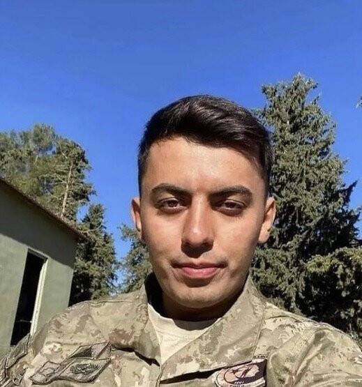 Pençe-Kilit şehidi Uzman Çavuş Kadir Kemik Pendik’te son yolculuğuna uğurlandı