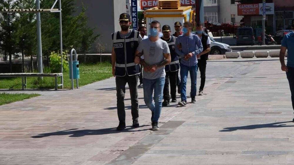 Sokakta kuzenini öldüren şüpheli yakalandı