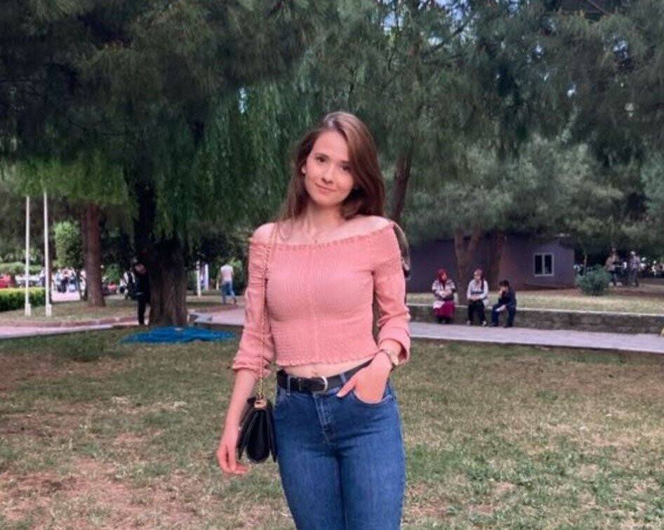 Boşandığı eski eşini ve 3 yaşındaki oğlunu bıçaklayarak öldürdü