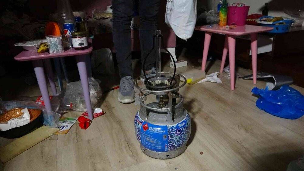 Evi uyuşturucu laboratuvarına çevirmişler