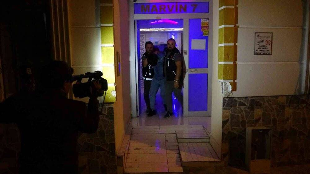 Evi uyuşturucu laboratuvarına çevirmişler