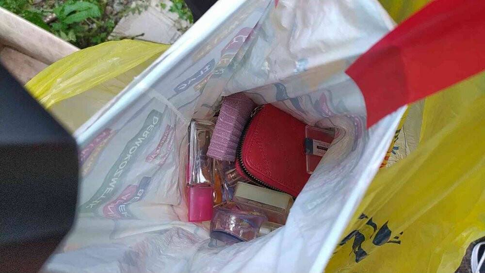 Hırsız çatıdan çatıya kaçarken yakalandı