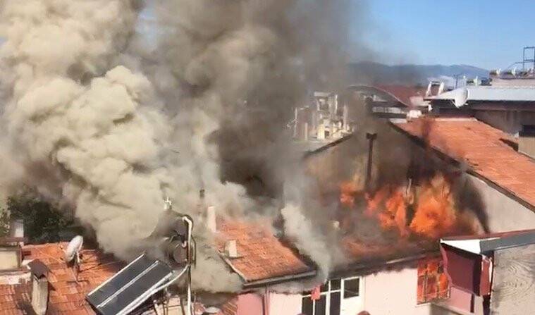 Yangında ağır yaralanan kağıt toplayıcısı gençten acı haber