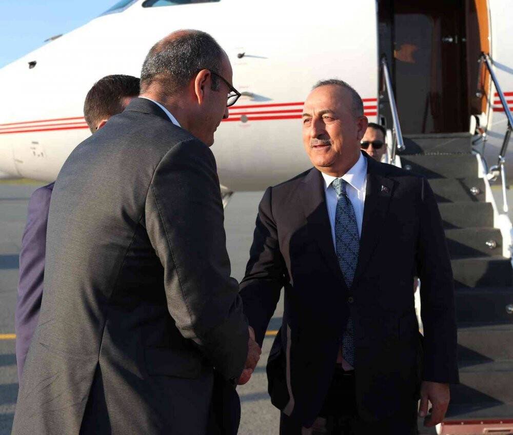 Dışişleri Bakanı Çavuşoğlu Kosova’da