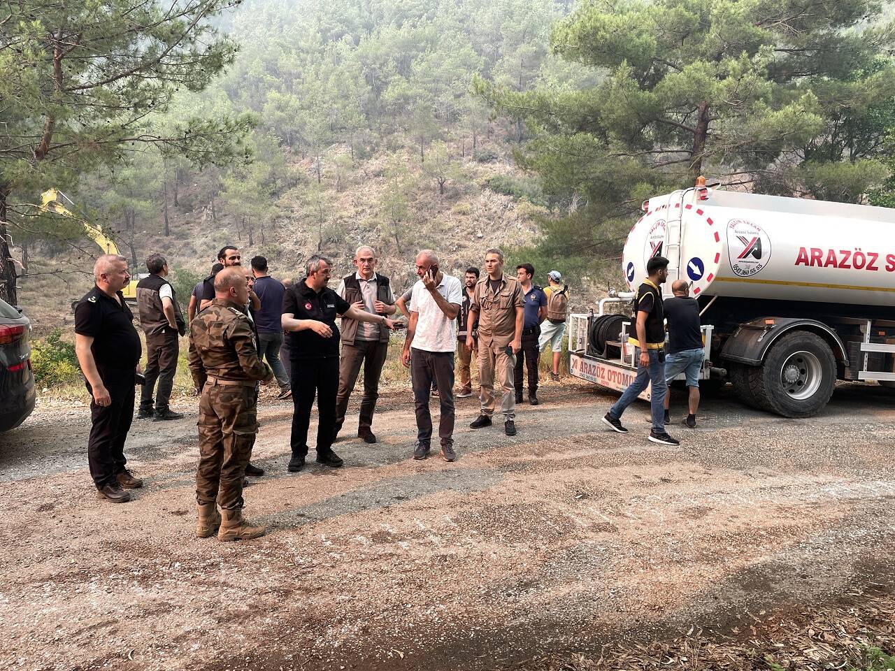 aa-20220622-28229434-28229432-marmaristeki-orman-yangini-nedeniyle-20-ev-tedbiren-bosaltildi.jpg