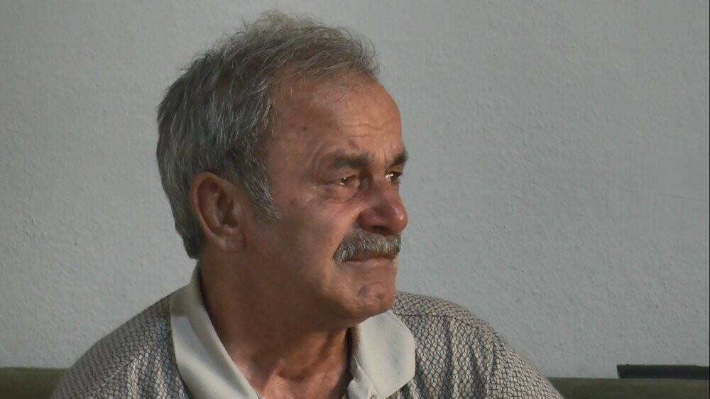 Babasının yanındaki çocuğu haczettiler