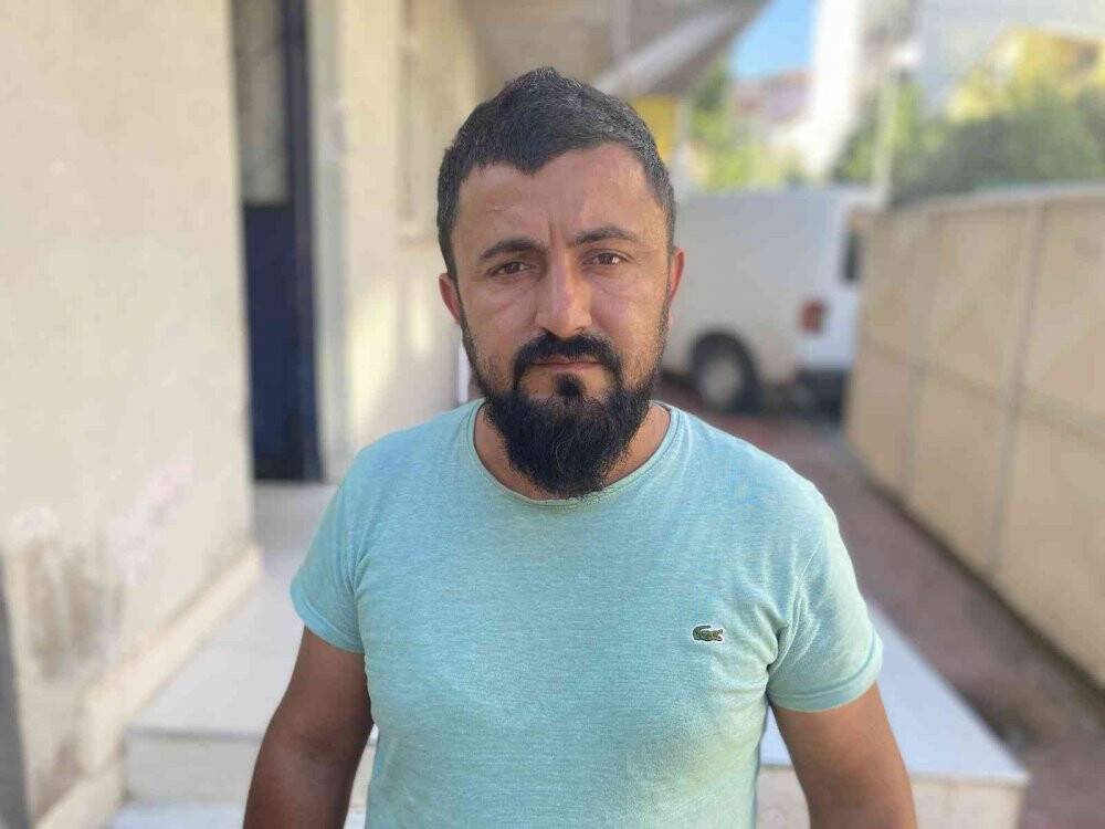 Babasının yanındaki çocuğu haczettiler