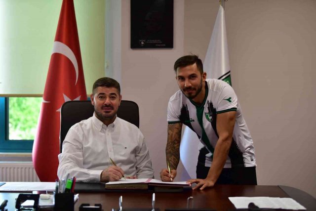 Emre Sağlık, Denizlispor’la yola devam ediyor