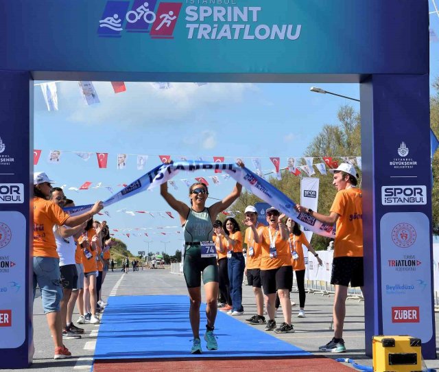 İstanbul Sprint Triatlonu sona erdi