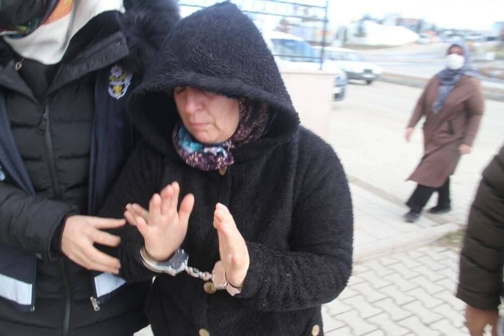 Kocasını bıçakla öldürdü, ilk duruşmada serbest bırakıldı