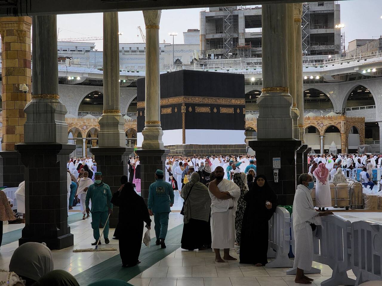 aa-20220622-28230954-28230920-mekkeye-ulasan-haci-adaylari-ibadetlerine-basladi.jpg