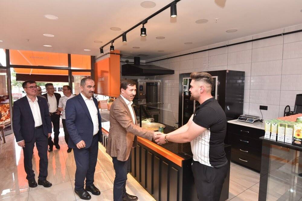 Başkan Kılca esnaf ve mahalle ziyaretleri çerçevesinde vatandaşlarla buluştu