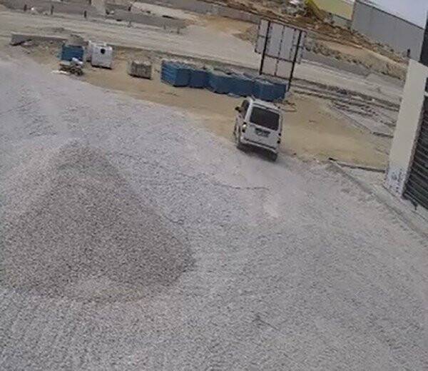 Çalıntı malzemeleri satmak isteyen hırsızlık şüphelileri yakalandı