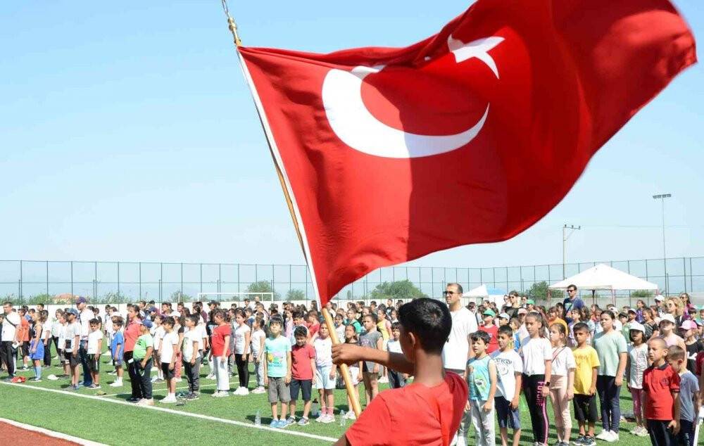 “Çocuklar tatilde yaşıtları ile vakit geçirmeli”