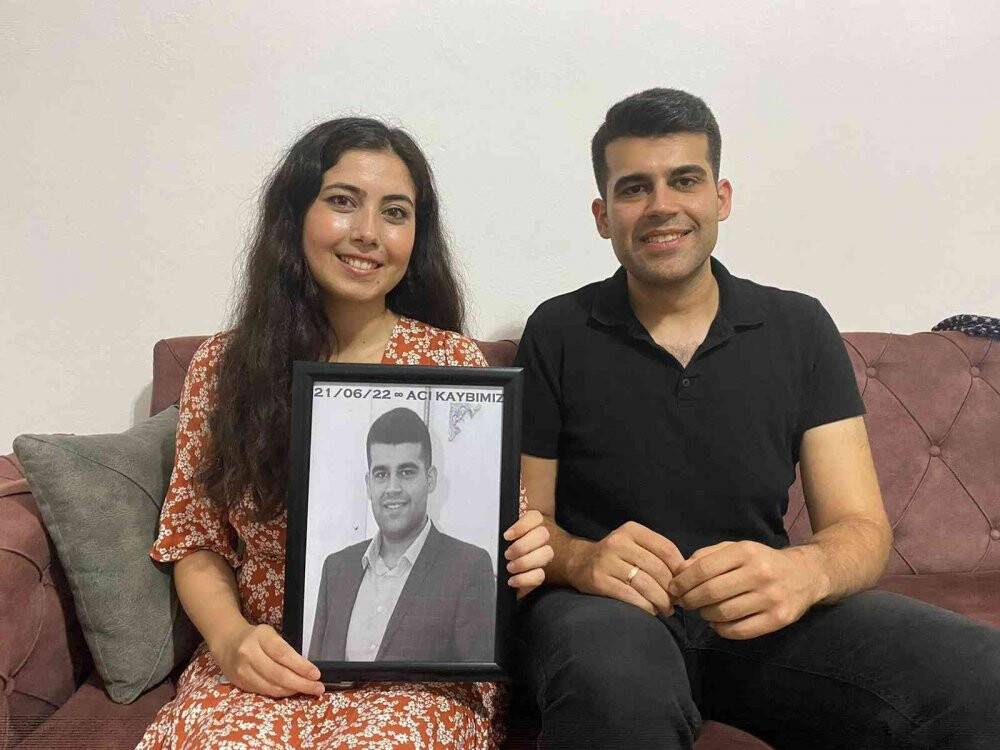 Gelin ile damada düğünlerinde cenaze töreni sürprizi