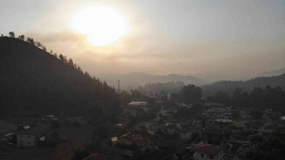 Marmaris’te baş döndüren hava trafiği