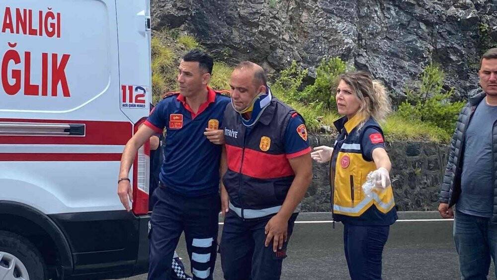 Kazaya müdahaleye giden ekip kaza yaptı: 3 yaralı