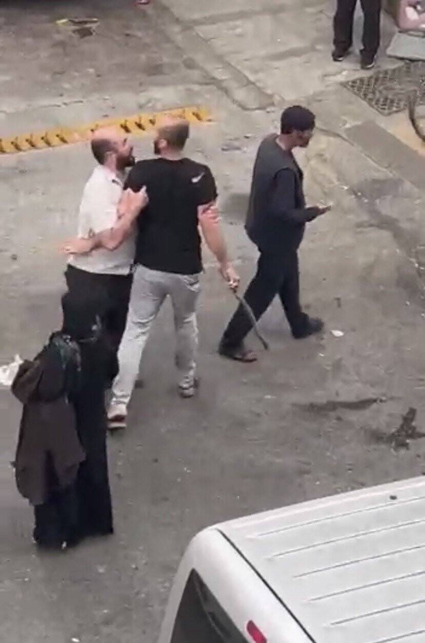 Sultanbeyli’de parasını ödemeyen müşteri ile lokanta çalışanları arasında kavga