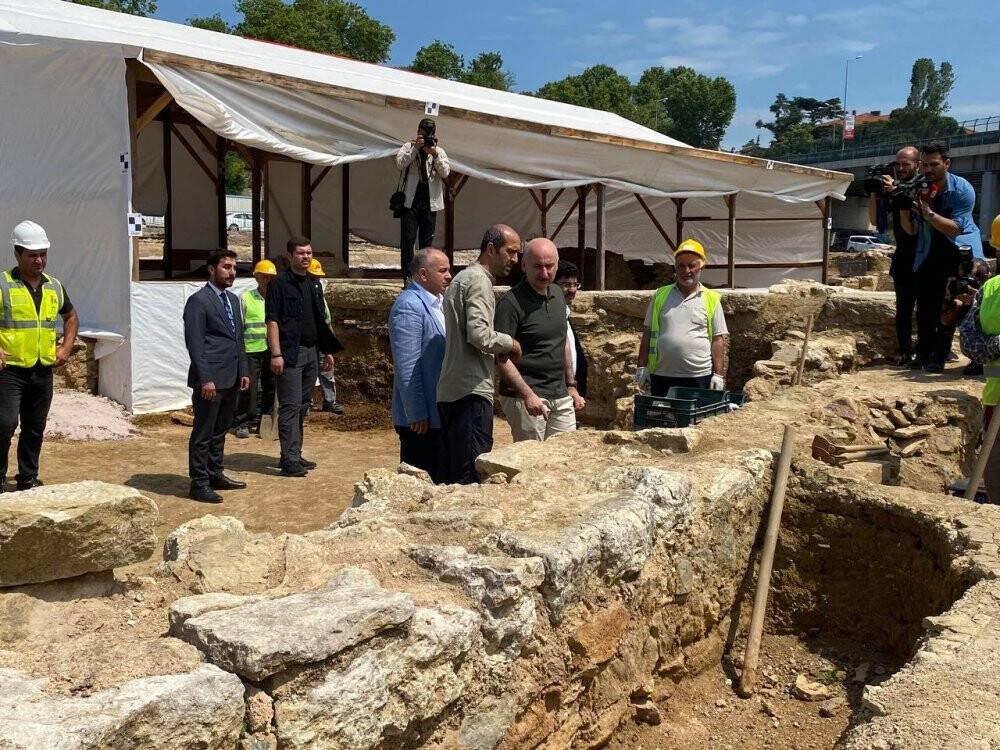 Bakan Karaismailoğlu:  "Haydarpaşa Garı'ndaki restorasyonla  dünyada bir ilk olacak”