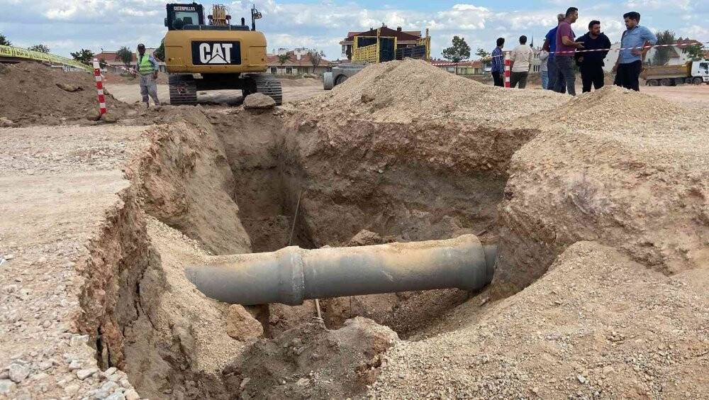 Kanalizasyon çalışmasında meydana gelen toprak kaymasında 1 işçi yaşamını yitirdi